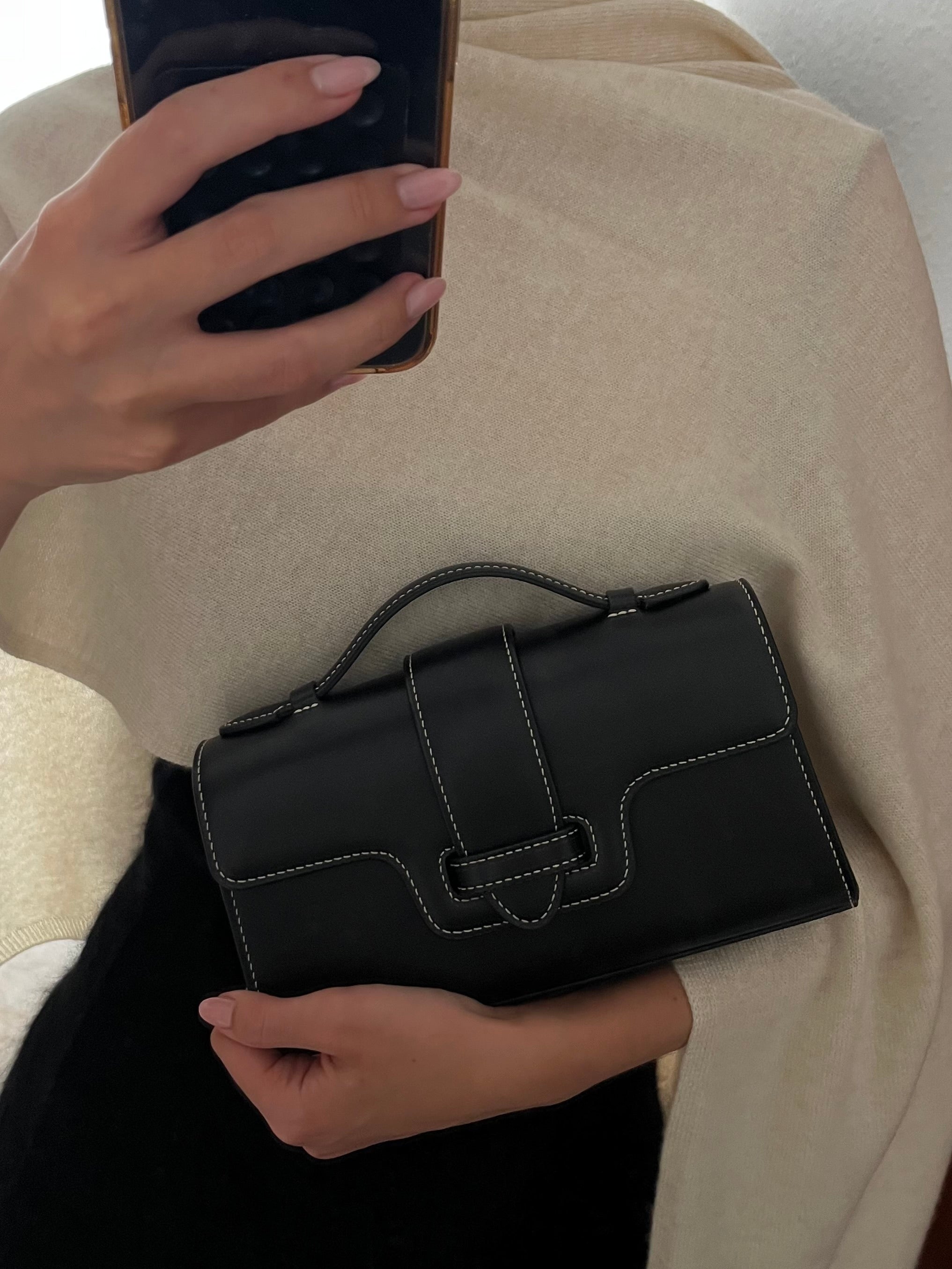 Mano Pochette Black with Vanilla Stitch - Vegan Luxury Bags Made